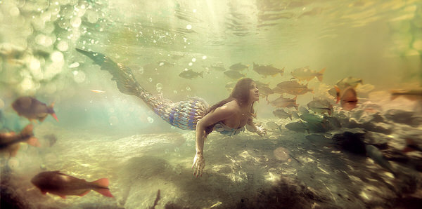 Photograph Junior Luz Mermaid Dream on One Eyeland
