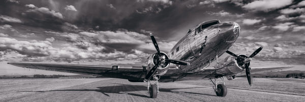 Photograph Peter Lik The Aviator on One Eyeland