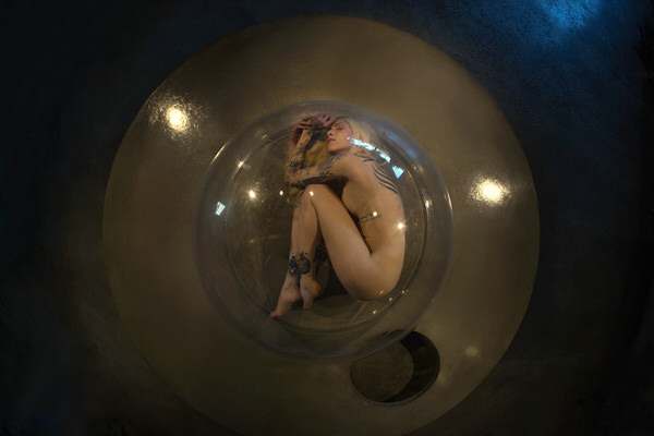 Photograph Junior Luz Alien Spaceship on One Eyeland