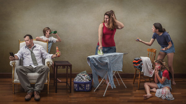 Photograph Peter Rooney Family Dynamics on One Eyeland