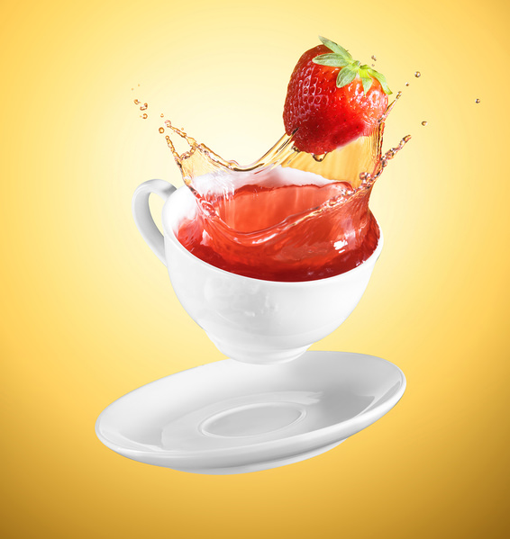 Photograph Yechiel Orgel Tea Spalsh on One Eyeland