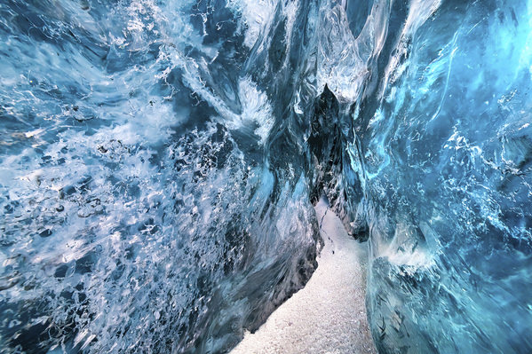 Photograph Craig Bill Icequest on One Eyeland