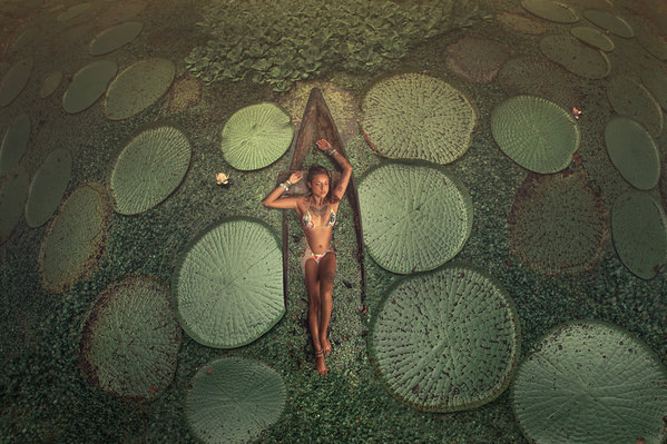 Photograph Junior Luz Amazonia Brasil on One Eyeland