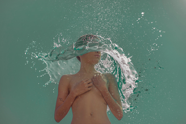 Photograph Junior Luz Splash on One Eyeland