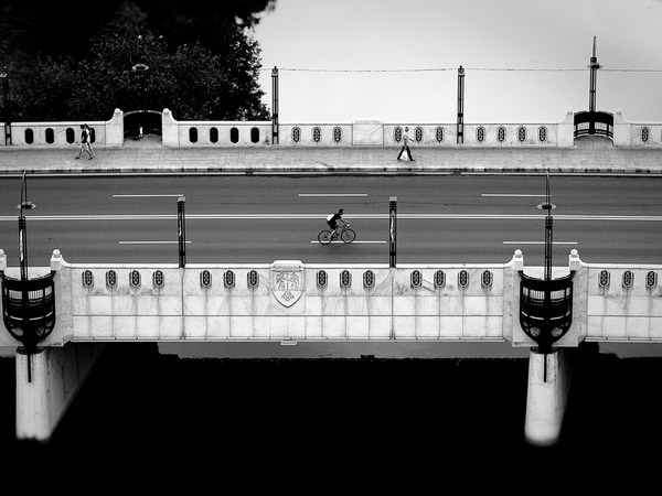 Photograph Marius Surleac Cycling on One Eyeland