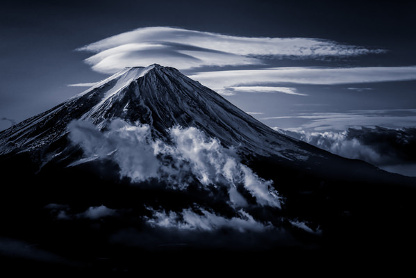 Photograph Takashi  Clouds On The Summit on One Eyeland