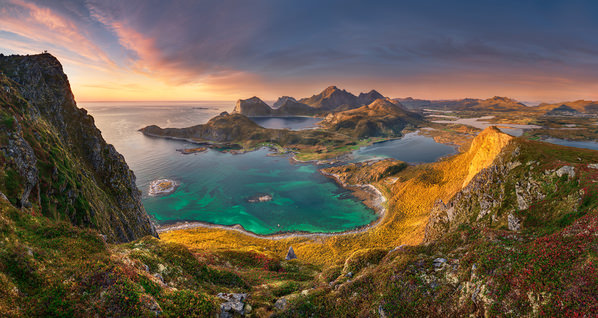 Photograph Jan Smid Spectators on One Eyeland