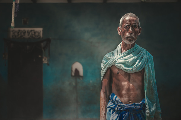Photograph Cooltango Oonhateparuk Stranger on One Eyeland