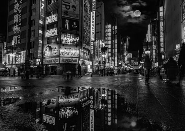 Photograph Jin Tamaoki Under The Universe With Covid 19 on One Eyeland