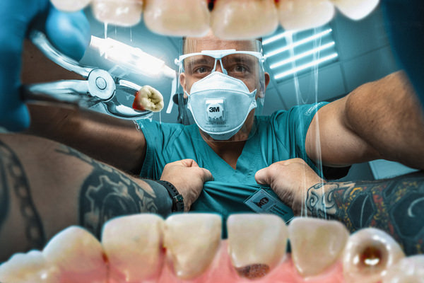 Photograph Daniil Ivanov Good Dentist on One Eyeland