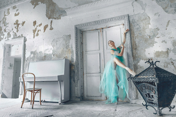 Photograph Ruslan Bolgov See The Music Hear The Dance on One Eyeland