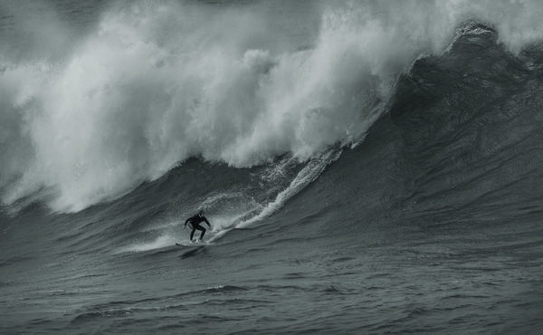 Photograph Steve Turner A Big Decision on One Eyeland