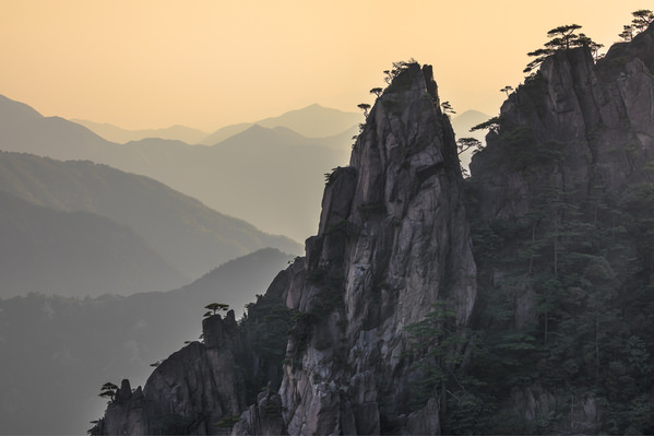 Photograph Karin De Winter Dusk In The Valley on One Eyeland