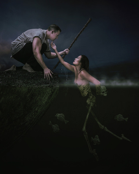 Photograph Peter Rooney Siren on One Eyeland