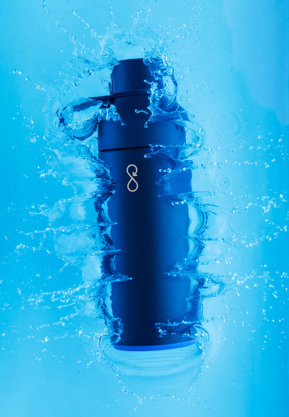 Photograph Matteo Rolfi Ocean Bottle Splash on One Eyeland