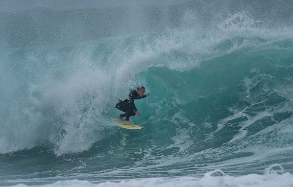 Photograph Steve Turner Tube Ride Maroubra Australia on One Eyeland