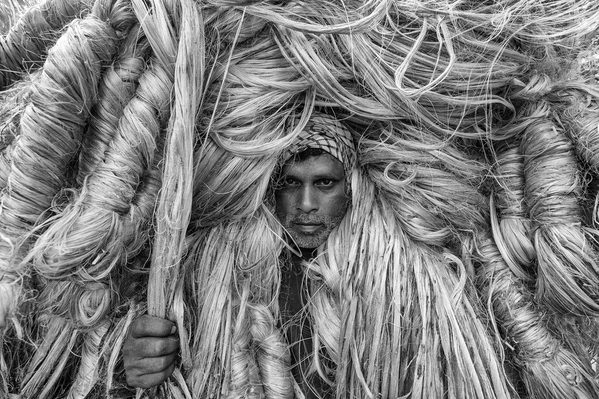 Photograph Azim Khan Ronnie The Man Of Golden Fibers on One Eyeland