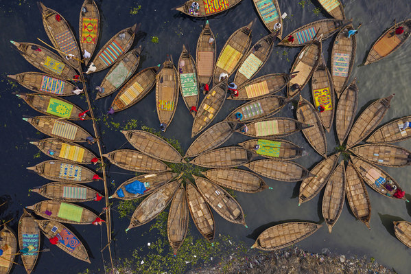 Photograph Azim Khan Ronnie Boats Shape Like Petals Of A Flower on One Eyeland