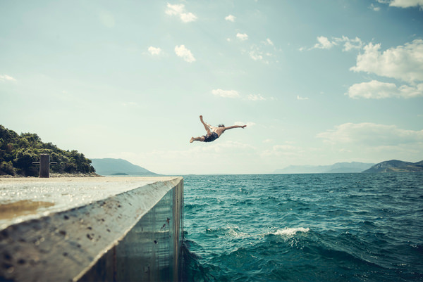 Photograph Patrick Curtet Fly Baby Fly on One Eyeland