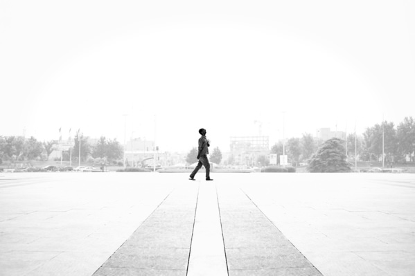 Photograph Mohammad Dadsetan Head Up on One Eyeland