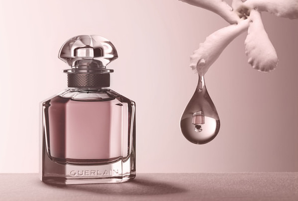 Photograph Jonathan Knowles Mon Guerlain on One Eyeland