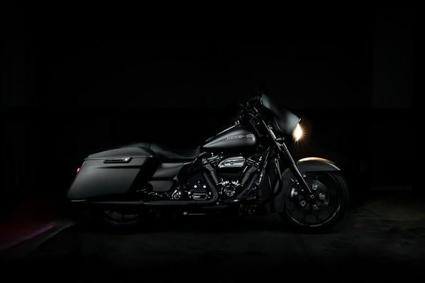 Photograph Pedro Messias Harleydavidson Night Vision on One Eyeland