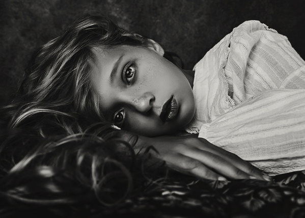 Photograph Hanna Derecka Emi on One Eyeland