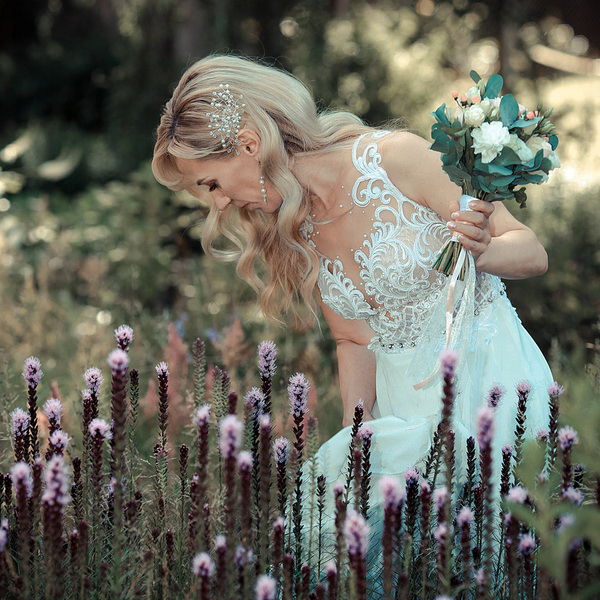 Photograph Pavel Pomoleyko Bride In Summer Park on One Eyeland