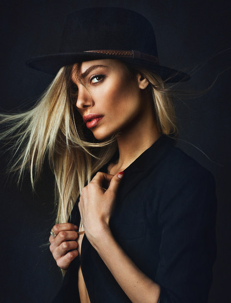 Photograph Zachar Rise Alena on One Eyeland