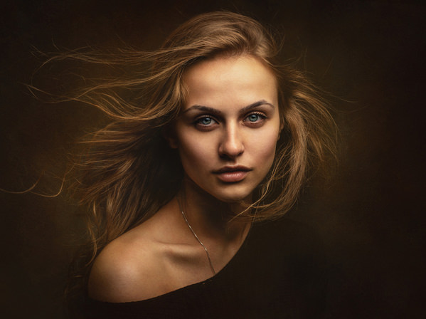 Photograph Zachar Rise Tetyana on One Eyeland