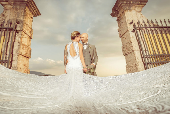 Photograph Jassi Brlozanovic Face To Face on One Eyeland