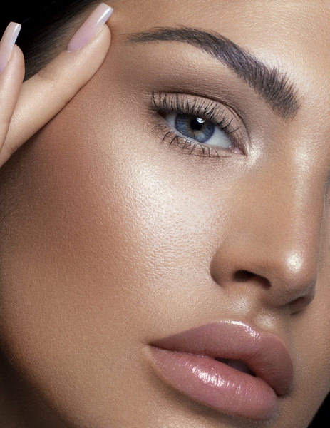 Photograph Vera Change Up Close And Personal on One Eyeland