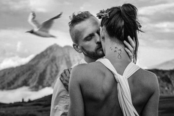Photograph Alex Shevchik Love In The Mountains on One Eyeland