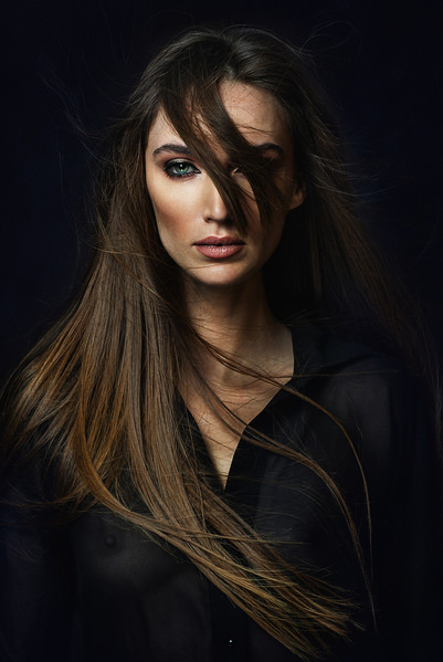 Photograph Zachar Rise Nataleen on One Eyeland