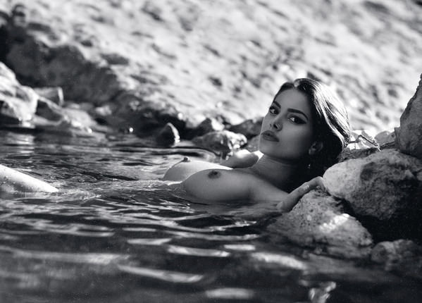 Photograph Zachar Rise Alena on One Eyeland
