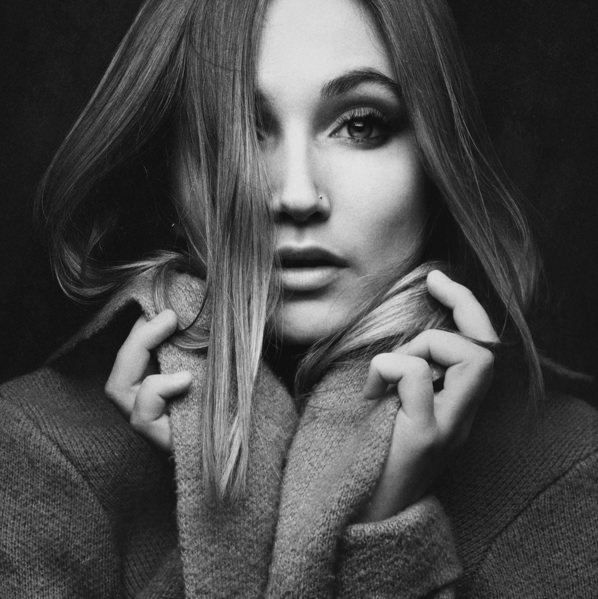 Photograph Zachar Rise Vika on One Eyeland