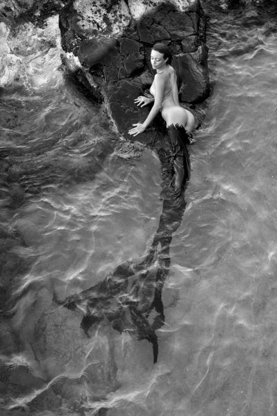 Photograph Roberto Manetta Black Mermaid on One Eyeland
