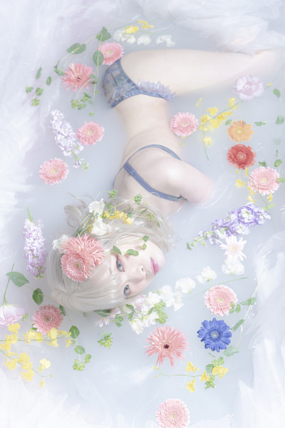 Photograph Danduka Yasuo Sweet on One Eyeland