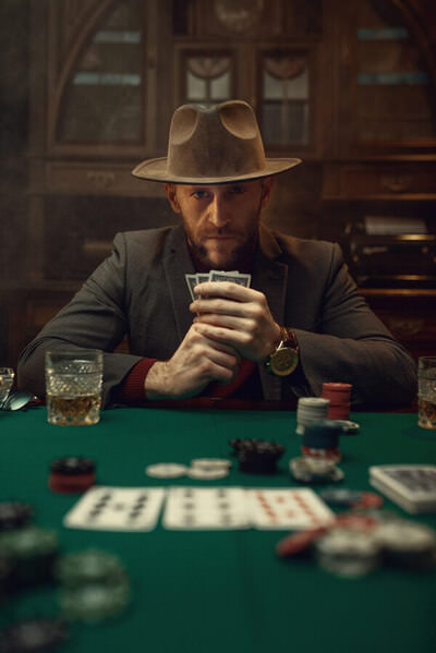Photograph Maks Kuzin The Romance Of Poker on One Eyeland