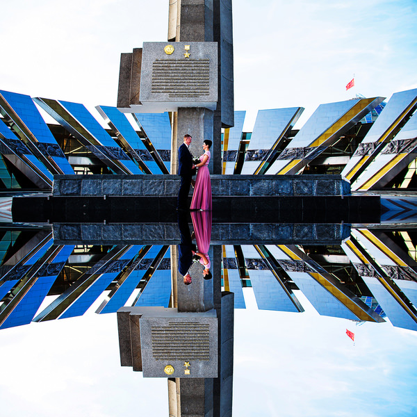 Photograph Pavel Pomoleyko Wedding Couple on One Eyeland