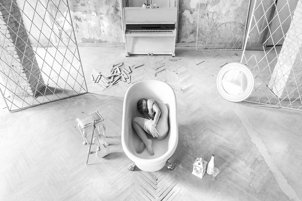 Photograph Ruslan Bolgov A Room Of Her Own on One Eyeland