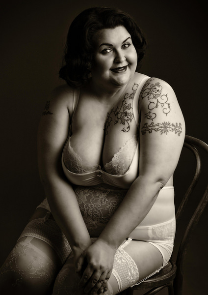 Photograph Simo Jarvinen Lady Rubens on One Eyeland