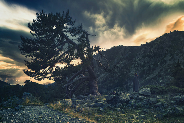 Photograph Cedric Brion Studio Clavicule Pics Montagnes on One Eyeland