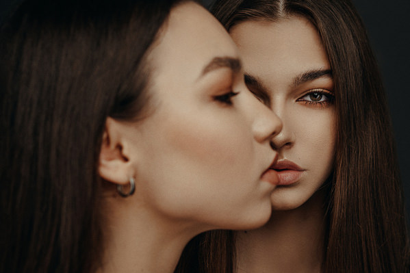 Photograph Martin Krystynek Alex And Nela on One Eyeland