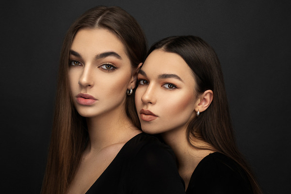 Photograph Martin Krystynek Sisters on One Eyeland