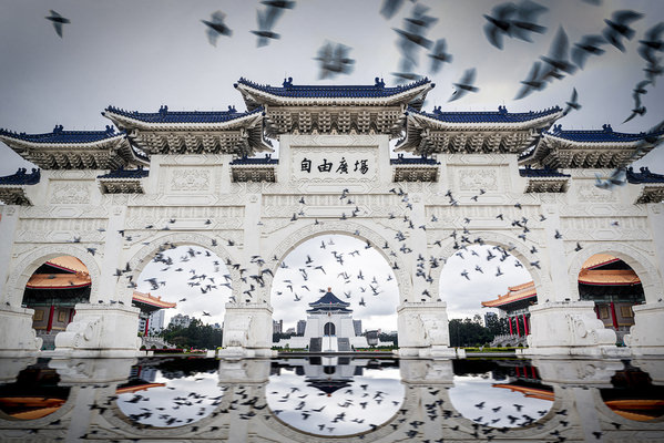 Photograph Ales Tvrdy Morning In Taipei Park on One Eyeland