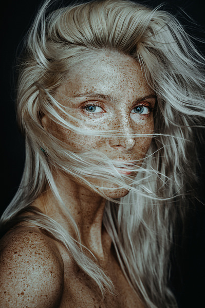 Photograph Martin Krystynek Alica on One Eyeland