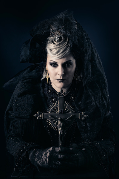 Photograph Cedric Brion Studio Clavicule Pics Madonne on One Eyeland