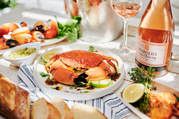 Photograph Gabriel Gonzalez Crab And Wine on One Eyeland