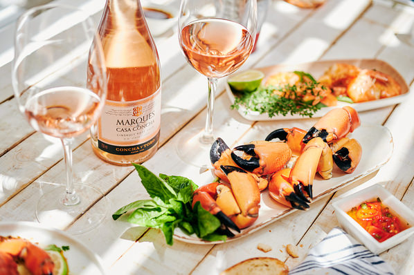 Photograph Gabriel Gonzalez Crab And Wine on One Eyeland